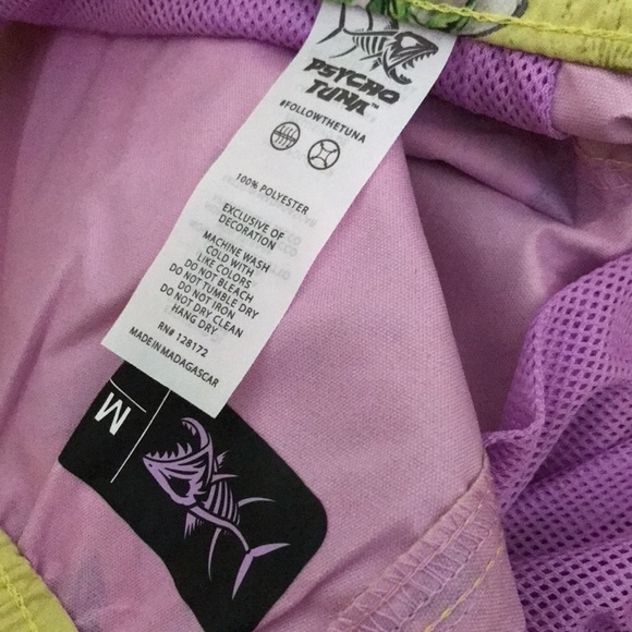 Psycho Tuna medium Lemon drop tropical cocktails swim trunks New - Picture 5 of 7